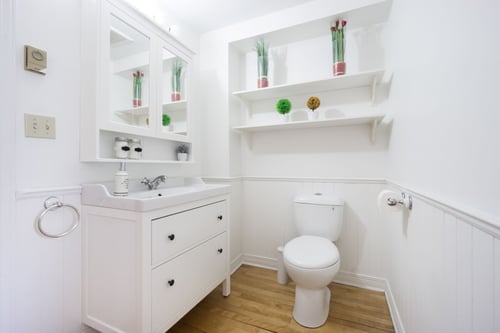 10 Clever Storage Solutions For Small Bathrooms