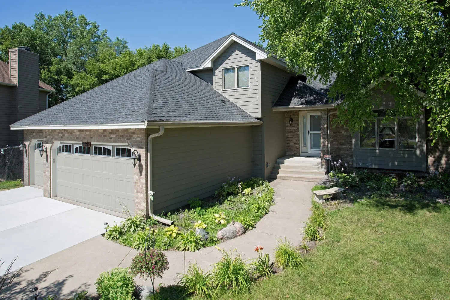 11529 Alameda Ave Inver Grove-large-018-25-1500x1000-72dpi.jpg