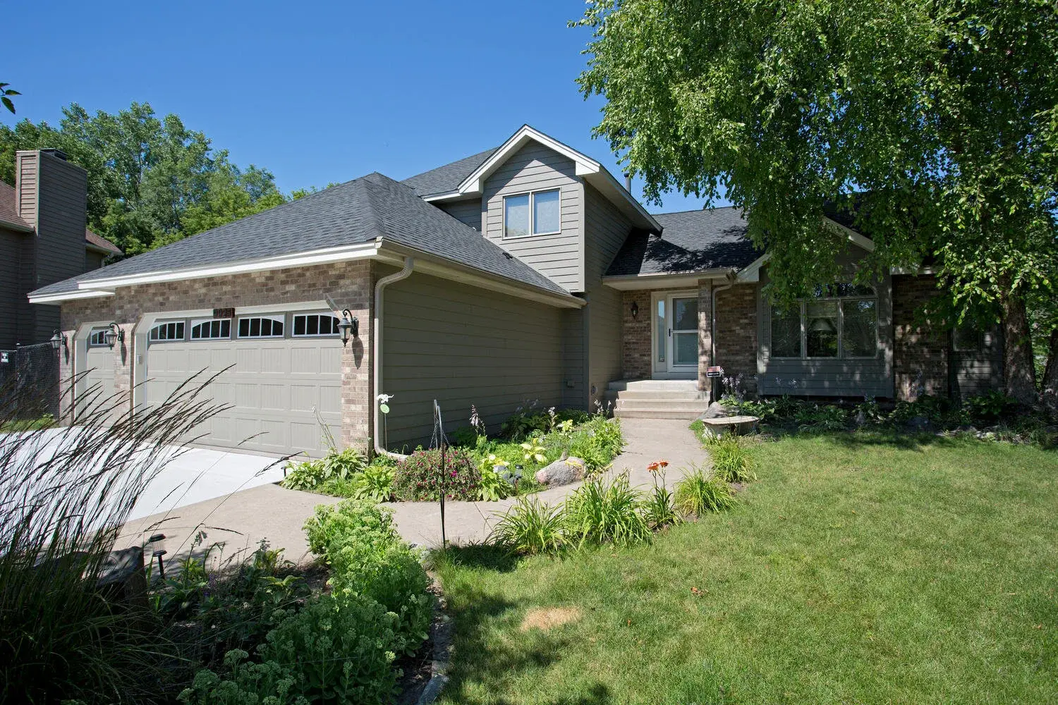 11529 Alameda Ave Inver Grove-large-024-32-1500x1000-72dpi.jpg